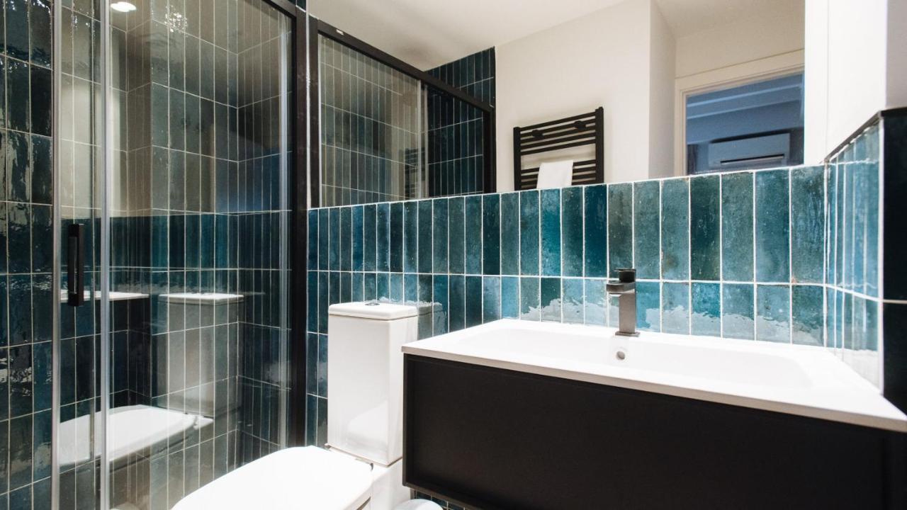 Relator Apartment *