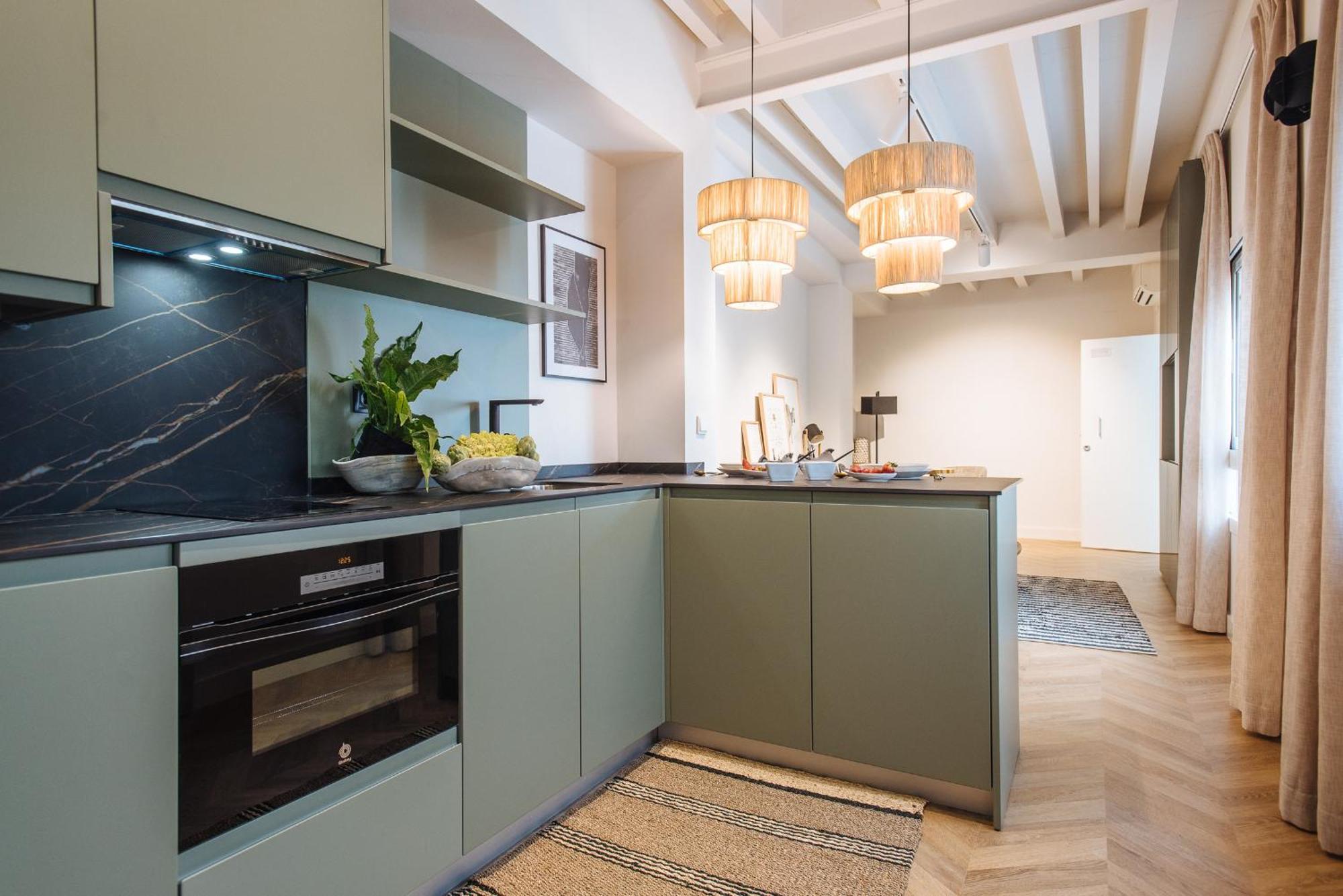 Relator Apartment